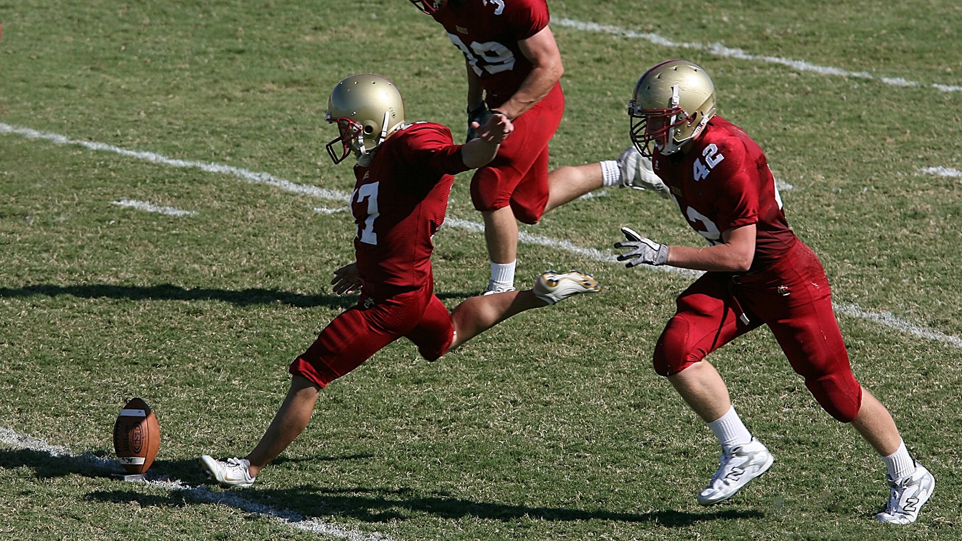 熔铸金杯的十分钟，2026世界杯之夜，加维如何用闪电两击撕裂夜幕