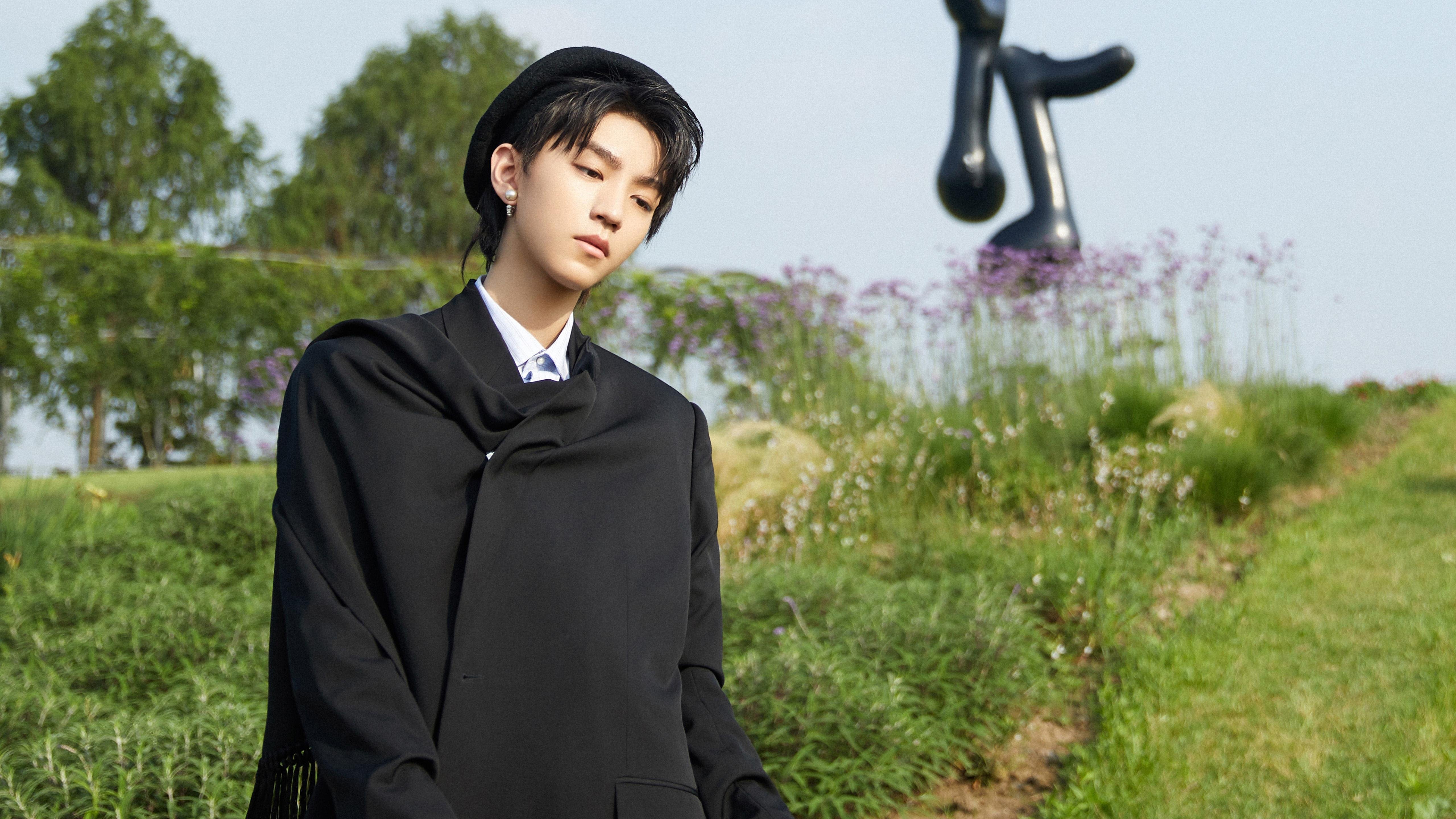 世界排名争夺战焦点对决,火箭强势击溃独行侠,晋级之路再进一步