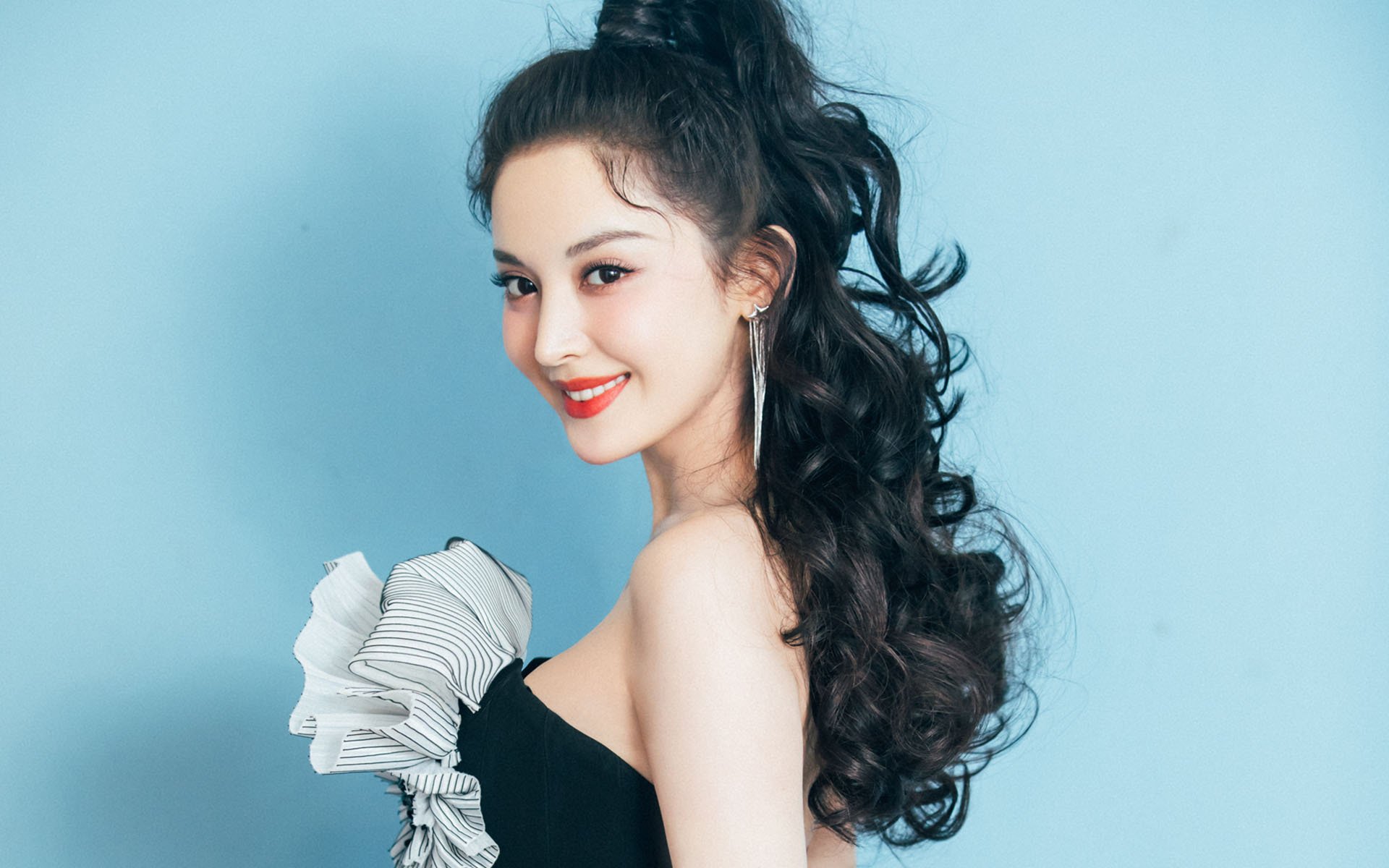 门神的倒戈，当库尔图瓦成为终结者，逆转的剧本由谁书写？记2026世界杯G组那场颠覆认知的钢铁碰撞